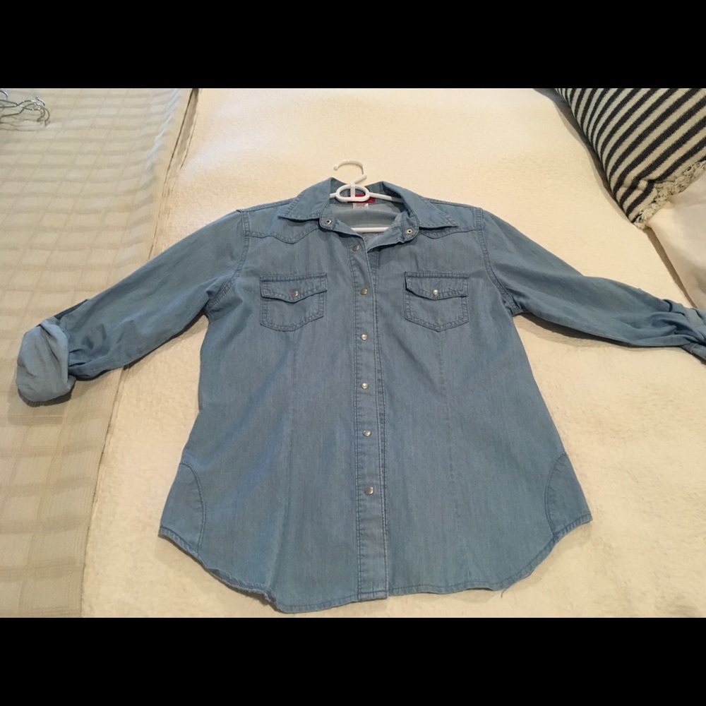 Light blue soft chambray button down blouse
